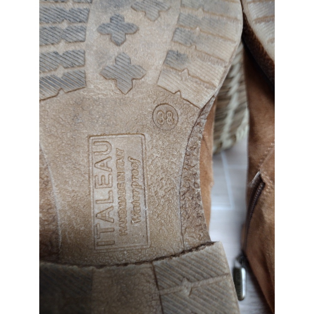 Italeau Waterproof Foliana Tan Suede Ankle Zip‎ Booties US 7.5/EUC Size 38 - Picture 5 of 5